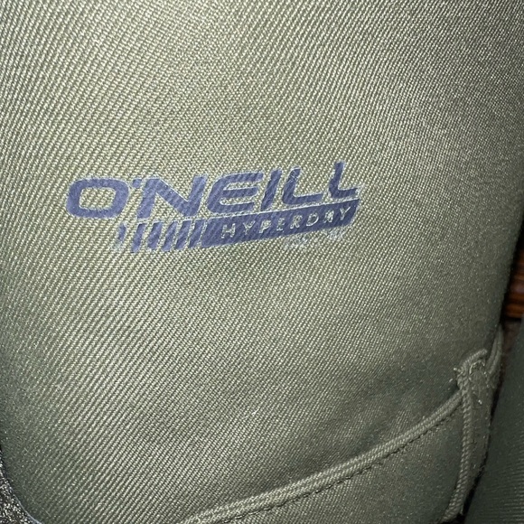 Like new O'Neill Women's Ski / Snowboard
Parka Hybrid Explorer Size Large - Picture 4 of 10